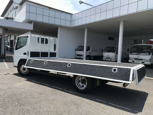 Mitsubishi Fuso Canter 11