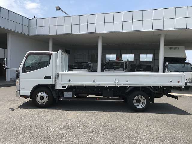 Mitsubishi Fuso Canter 7
