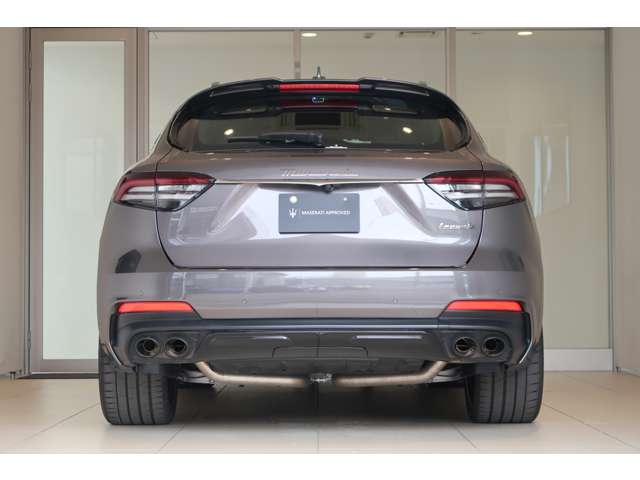 Maserati Levante 11