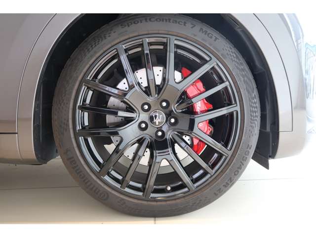 Maserati Levante 7