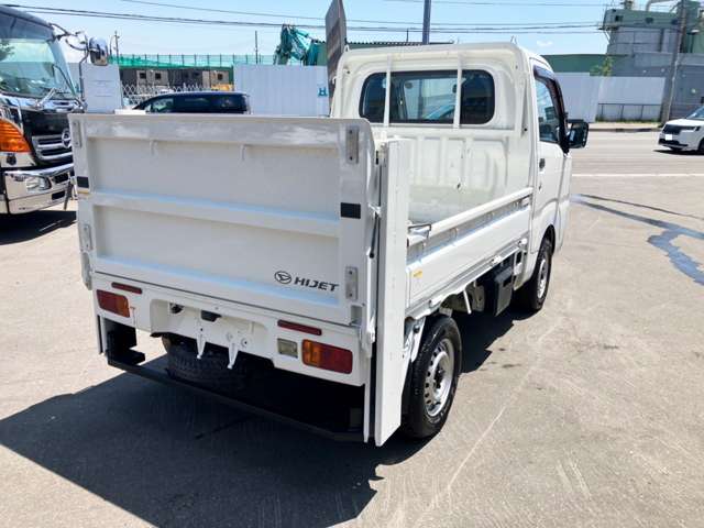 Daihatsu Hijet Truck 3