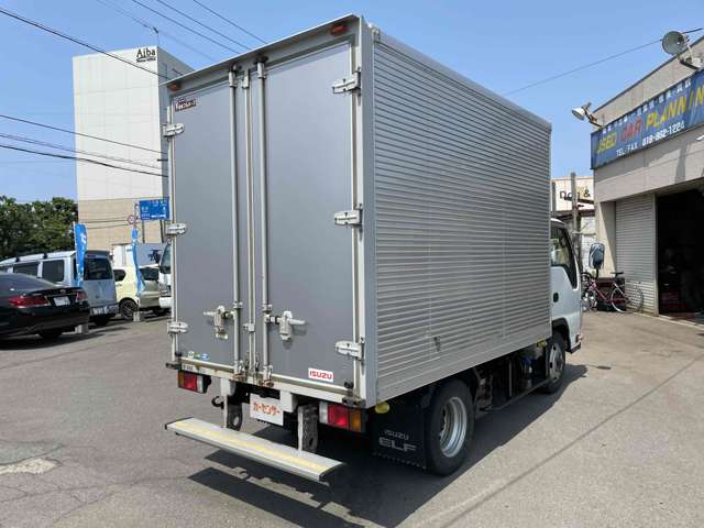 Isuzu Elf 5