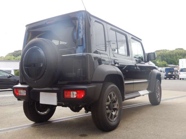 Suzuki Jimny Nomade 10