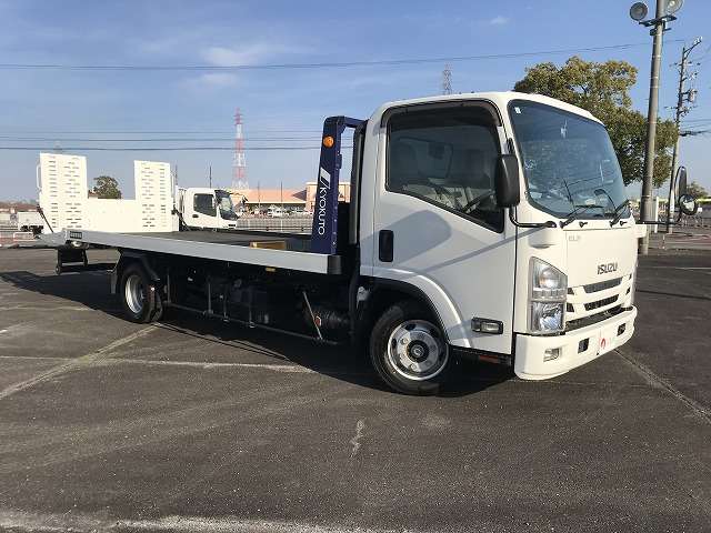 Isuzu Elf 10