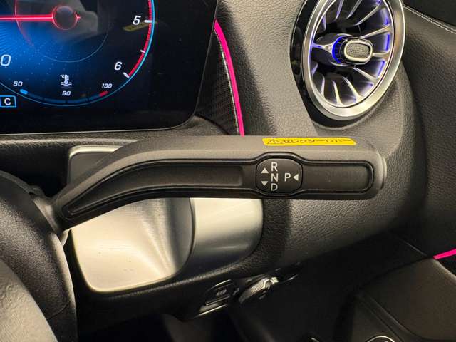Mercedes-Benz GLB 10