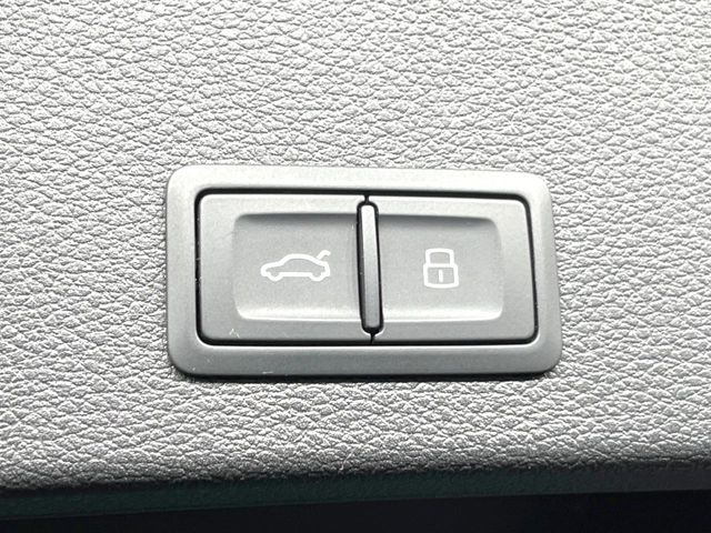Audi Q2 9