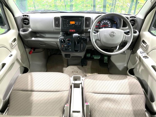 Nissan NV100 Clipper 2