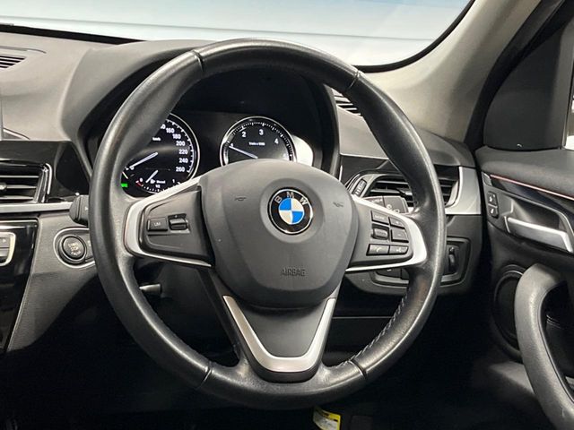 BMW X1 11
