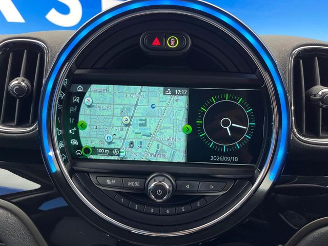 MINI Crossover 6