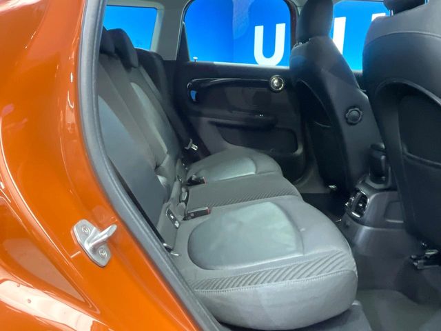 MINI Crossover 10