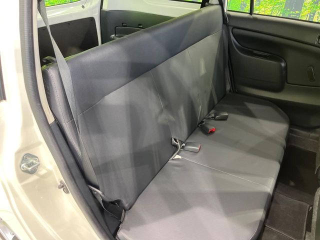 Toyota Probox Van 9