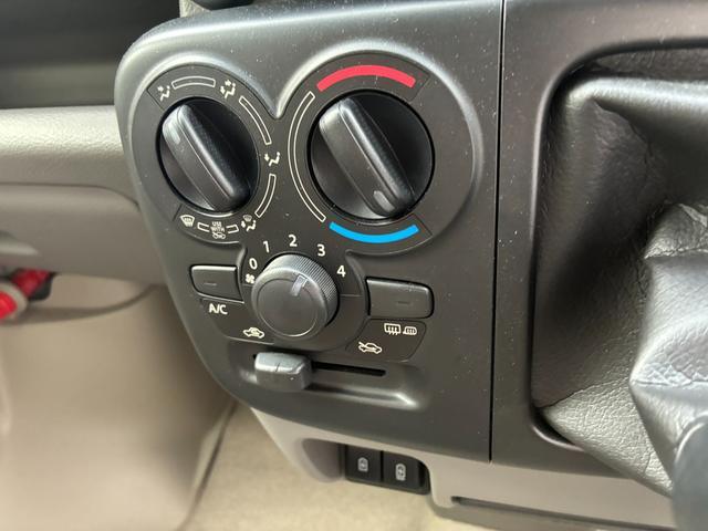 Suzuki Every 12