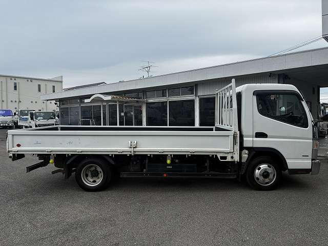 Mitsubishi Fuso Canter 5