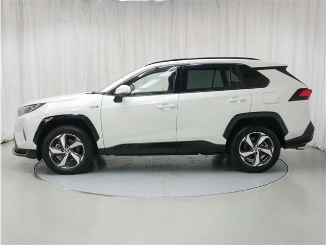 Toyota RAV4 PHV 2
