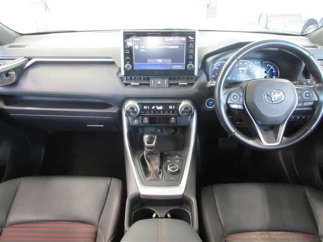 Toyota RAV4 PHV 8