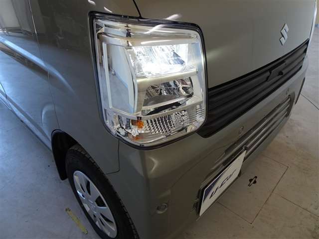 Suzuki Every 12