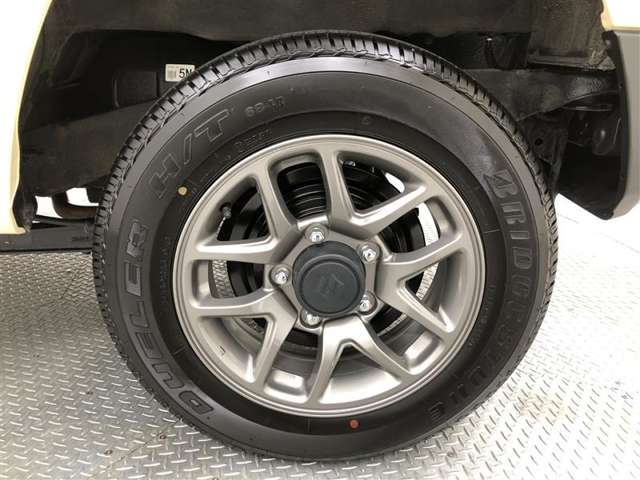 Suzuki Jimny 11