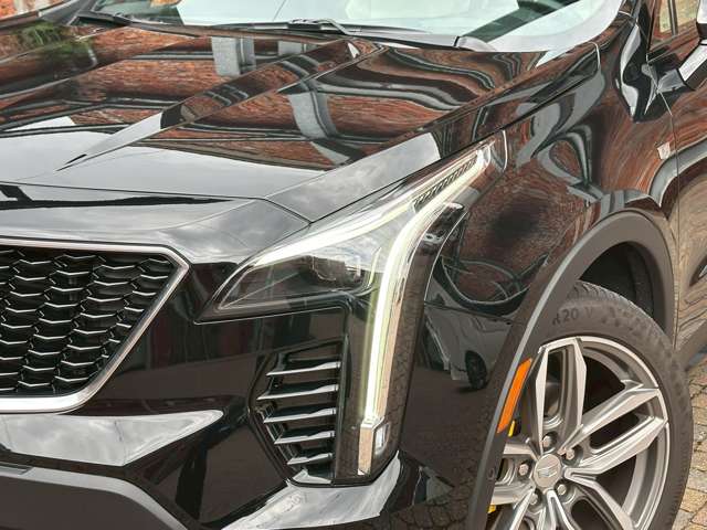 Cadillac XT4 12