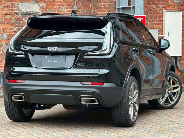 Cadillac XT4 6