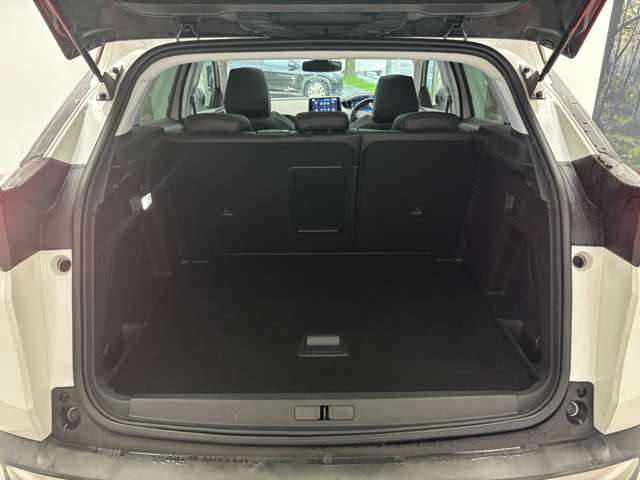 Peugeot 3008 8