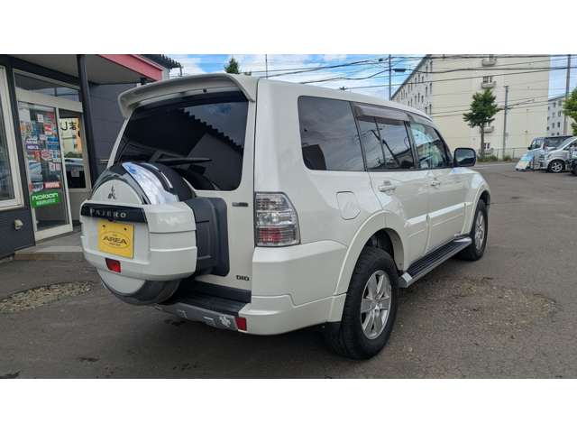 Mitsubishi Pajero 3