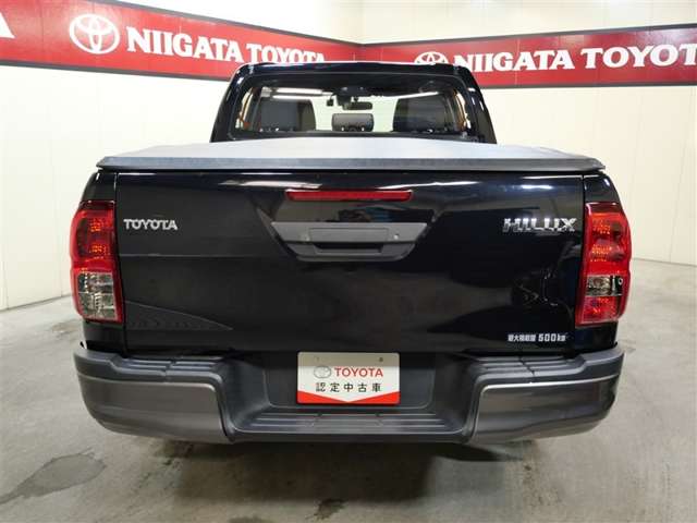 Toyota Hilux 5