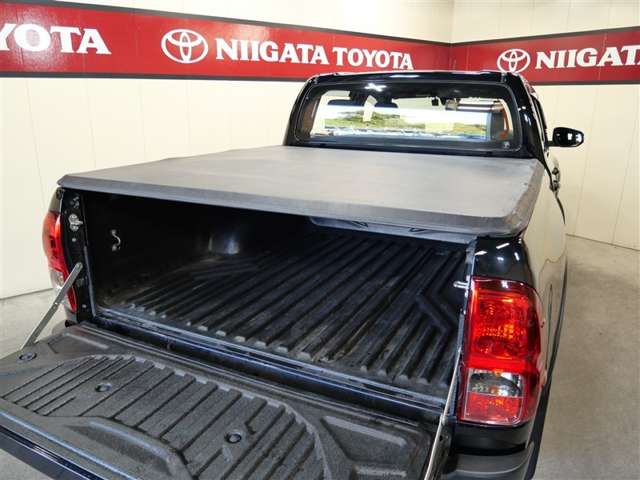 Toyota Hilux 7