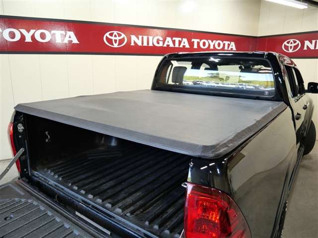 Toyota Hilux 8