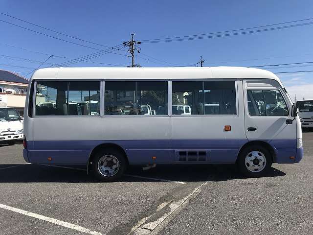 Toyota Coaster 8