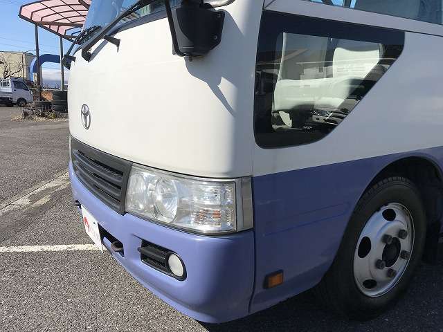 Toyota Coaster 10