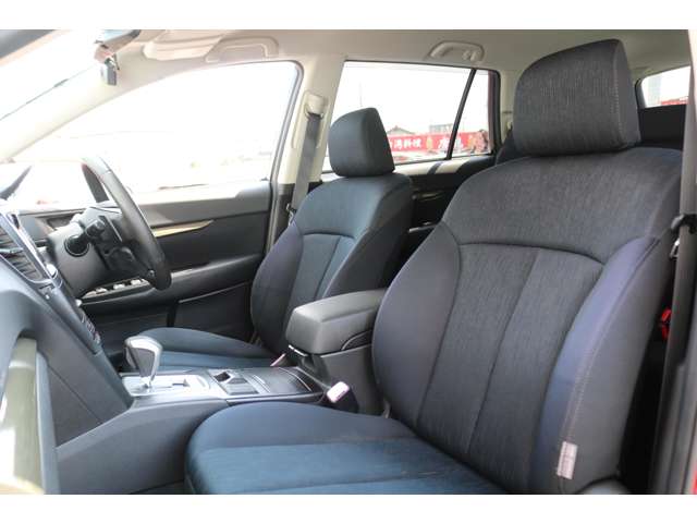 Subaru Legacy Outback 5