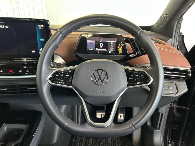 Volkswagen ID.4 8