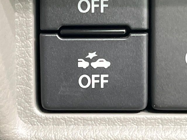Nissan NV100 Clipper 4