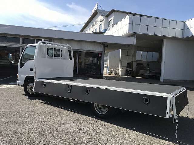 Isuzu Elf 11