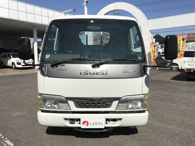Isuzu Elf 2