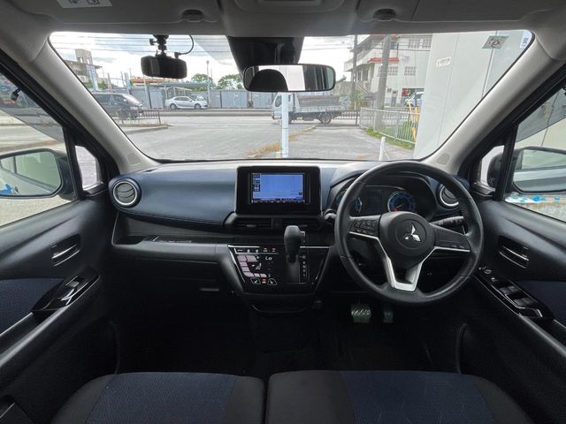 Mitsubishi eK X 2