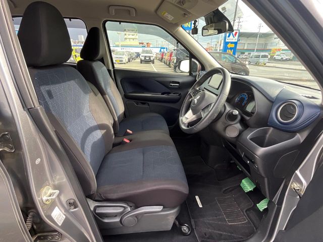 Mitsubishi eK X 9