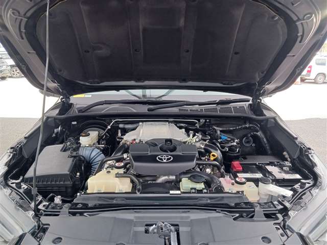 Toyota Hilux 11