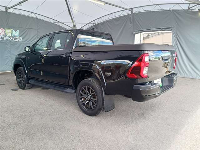 Toyota Hilux 4