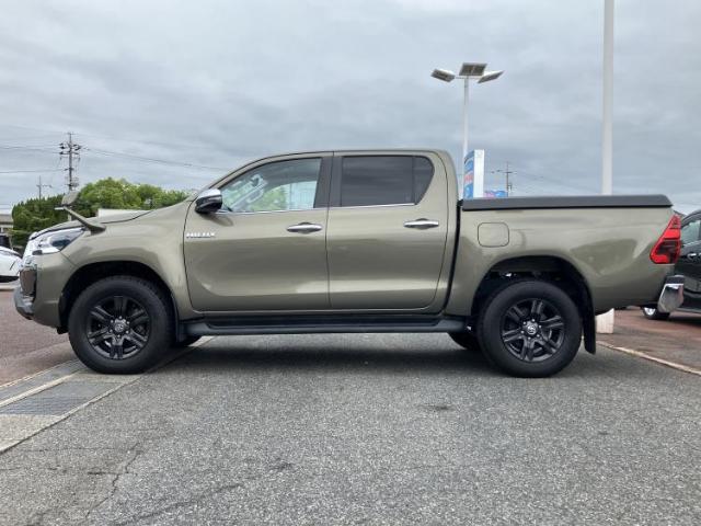 Toyota Hilux 5