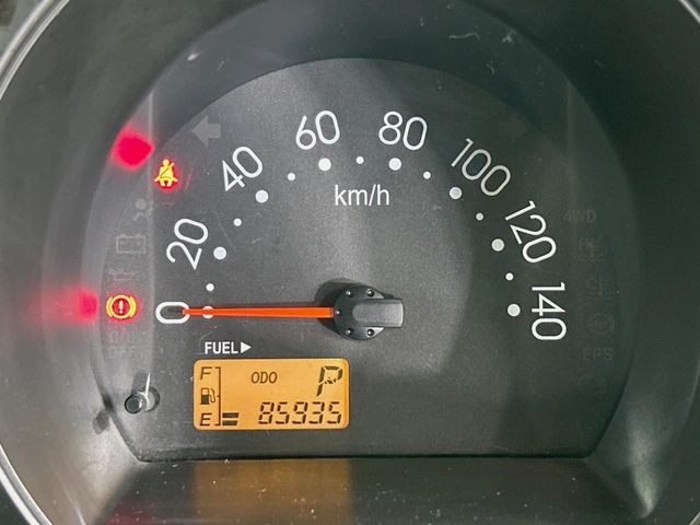 Daihatsu Hijet Cargo 6