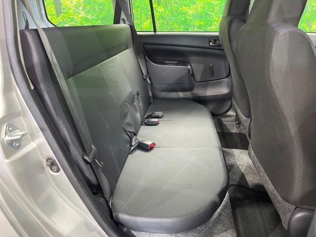 Toyota Probox Van 10