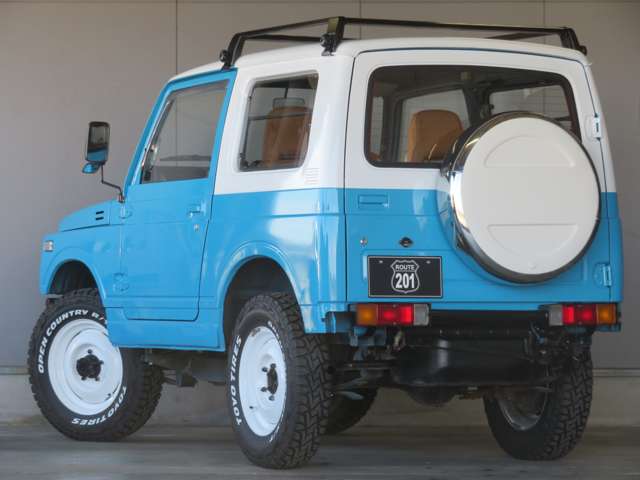 Suzuki Jimny 10