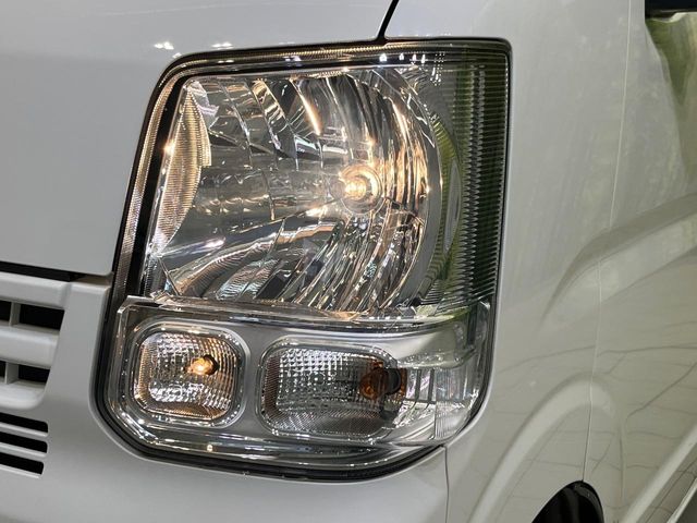 Nissan NV100 Clipper 12