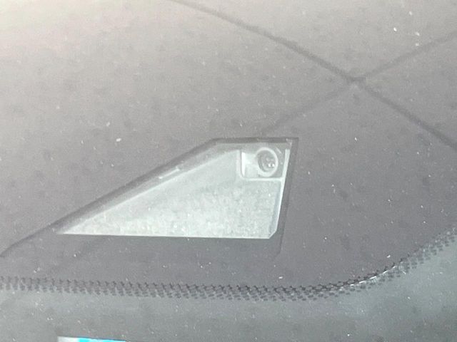 Toyota Alphard 3
