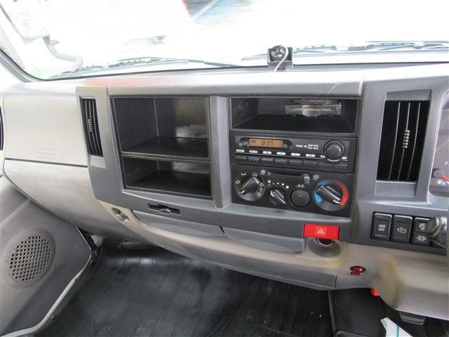 Isuzu Elf 10