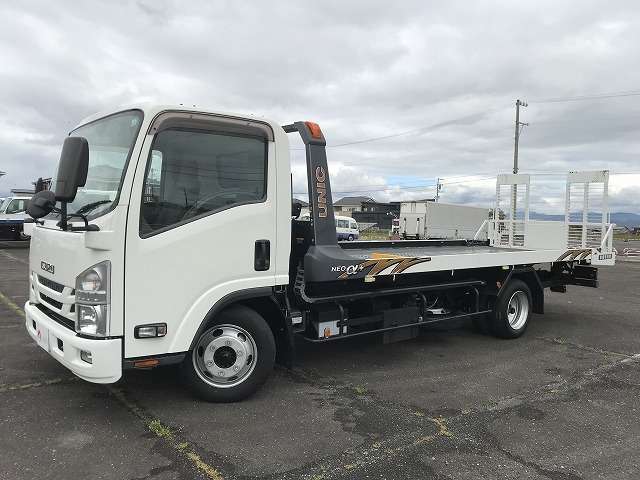 Isuzu Elf 9