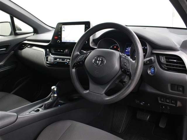 Toyota C-HR 6