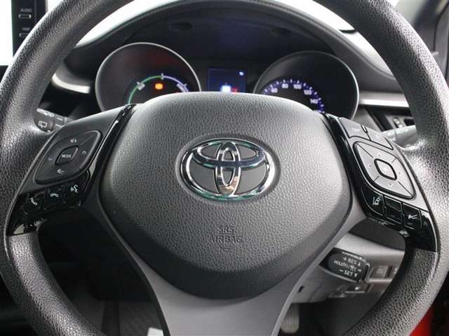 Toyota C-HR 8