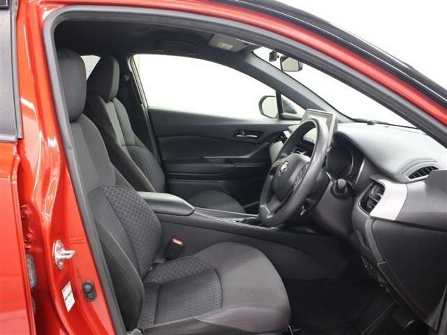 Toyota C-HR 9